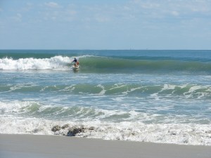 Image 5 of 6,  The Gator Girl continues on her long glassy wall...