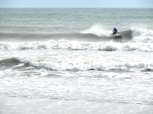 A nice re-entry in place.  Image 4 of 4.   I wish I got more shots on this wave, but I ran out of film ;)