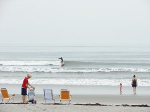 Don, cruising backside forever on this perfect left line.  Image 3 of 7.