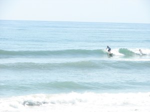 Nice wave, 6 shot sequence, Image 1 of 6