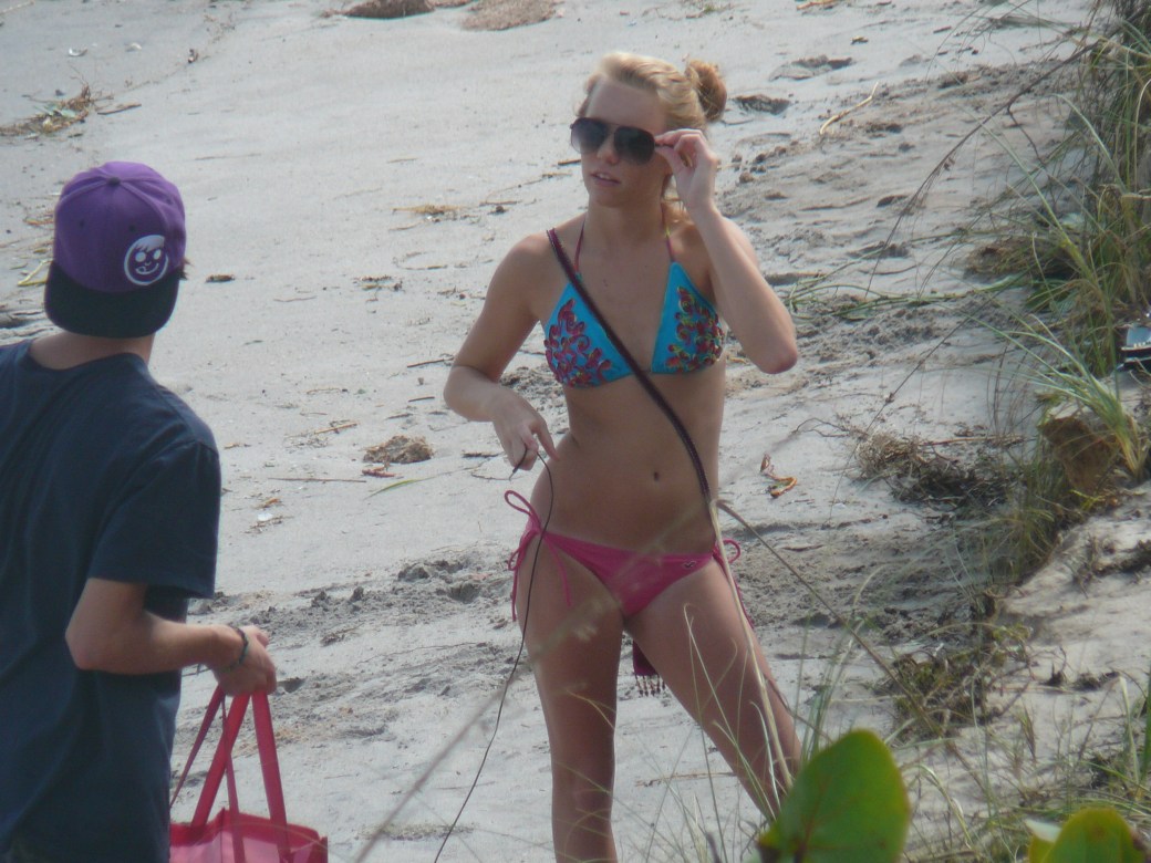 Surfer Girl at Hightowers, photo by Mike Melito